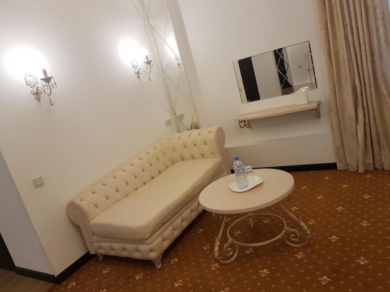 Sequoia Boutique Hotel Taraz Bagian luar foto